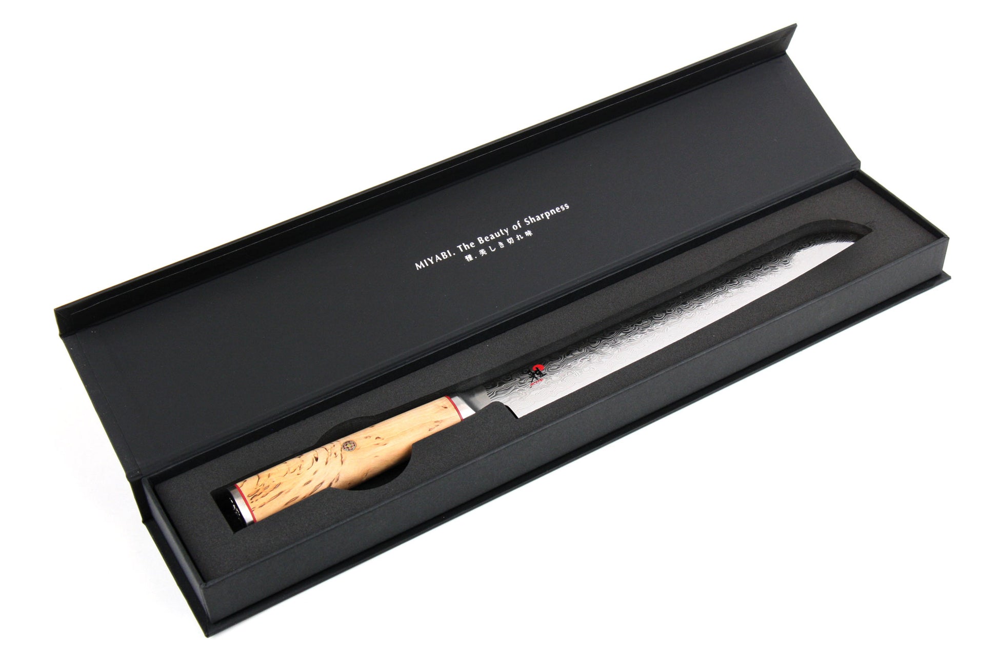 Bread knife in black presentation box with birch handle and patterned steel blade
