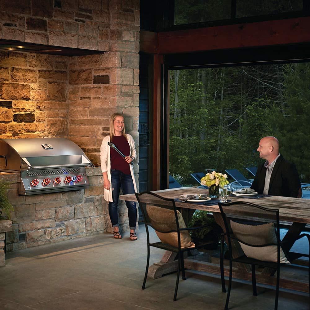 Napoleon BIG38RBSS Stainless Steel Built-In 700 Series 38-Inch Infrared Rear 5-Burner Gas Grill Head