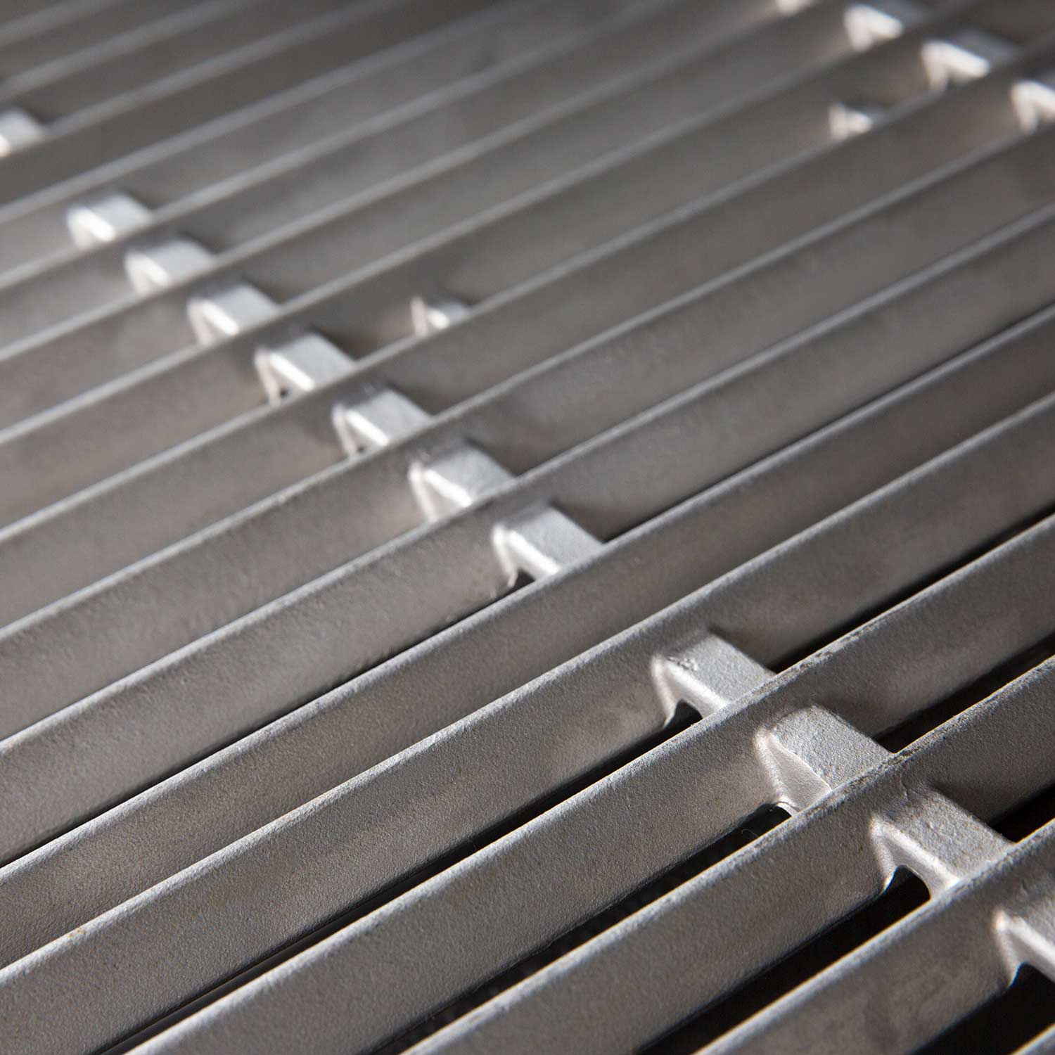 Broil King 11249 Stainless Steel Cooking Grid for Regal 420/440/490 and Imperial 490/XL Grills