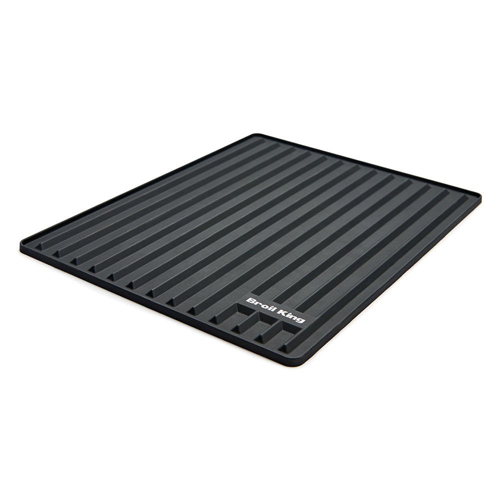 Broil King silicone side shelf mat, dark with raised ridges and drainage channels