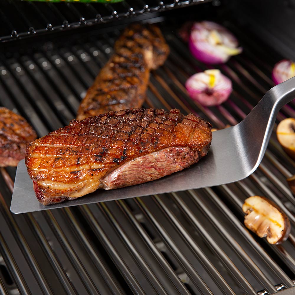 Baron Super Flipper spatula showing wide stainless-steel blade and black handle
