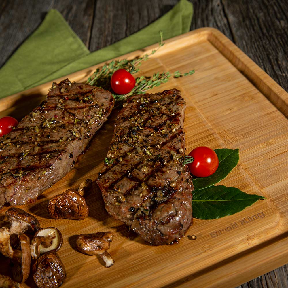 Broil King 68429 Imperial Bamboo Cutting & Serving Board