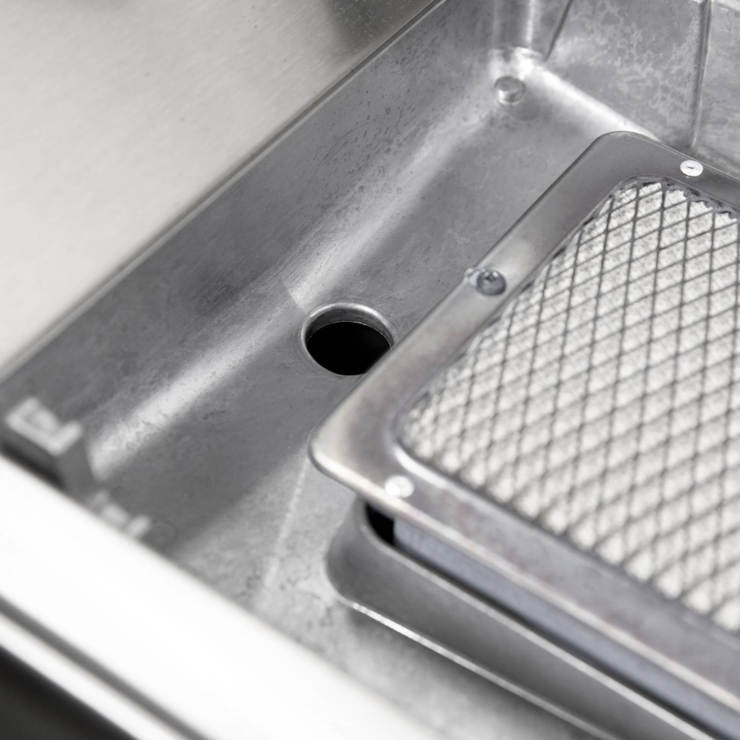 Stainless steel side burner basin with circular hole and grate insert