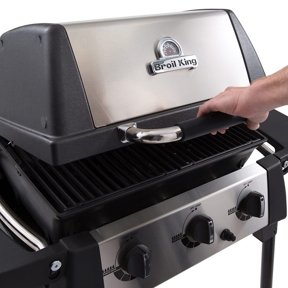 Broil King 952654 Porta-Chef 320 3-Burner Portable Grill, 24-Inches, Propane