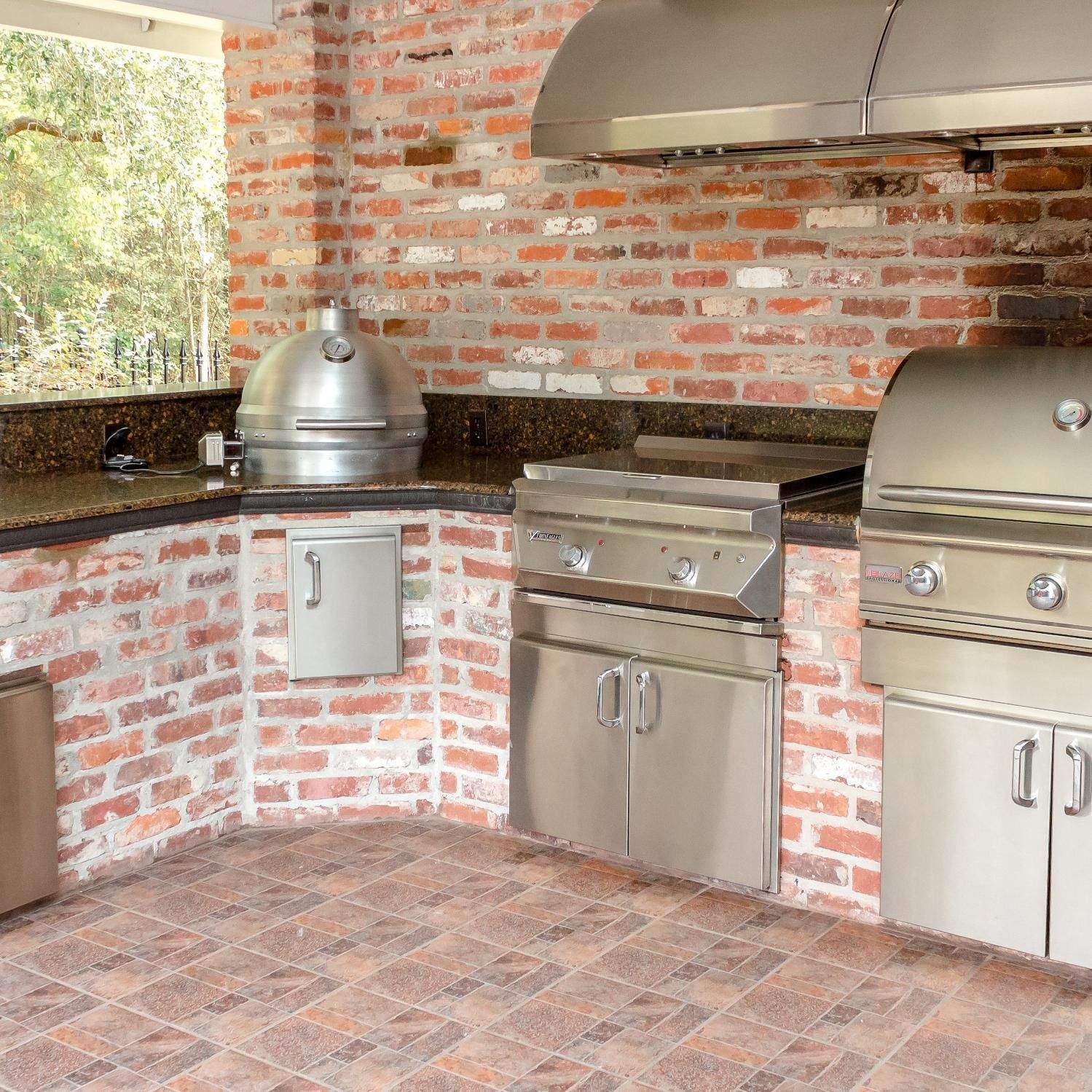 Blaze Cast Aluminum Kamado Grill