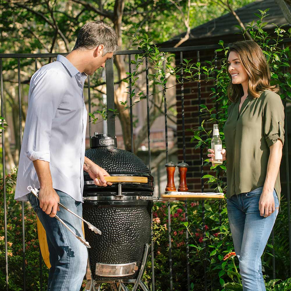 Coyote Asado Stand with Side Shelves