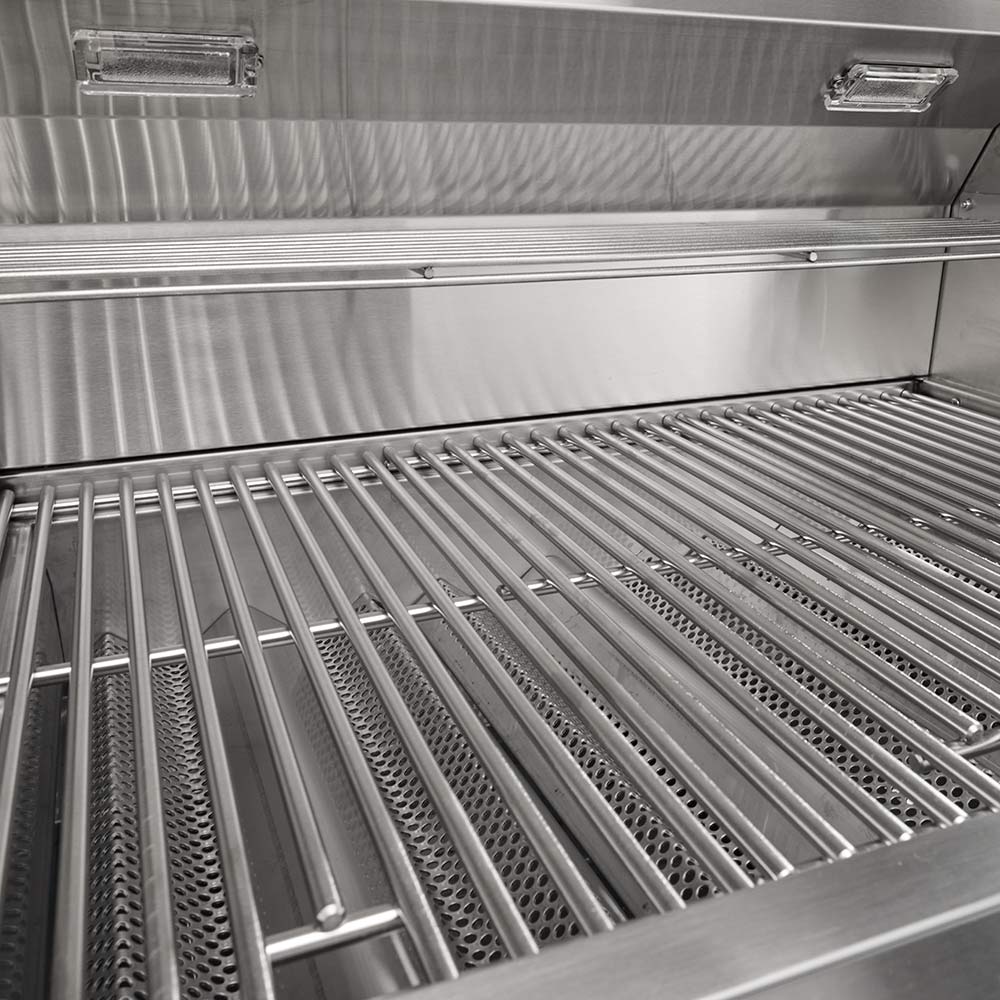 Stainless steel grill interior with stainless grates and back heat shield
