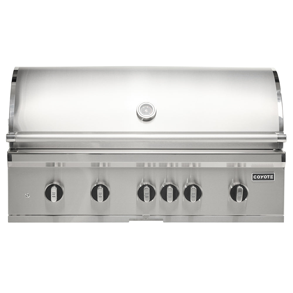Built-in stainless steel gas grill with control knobs and closed lid
