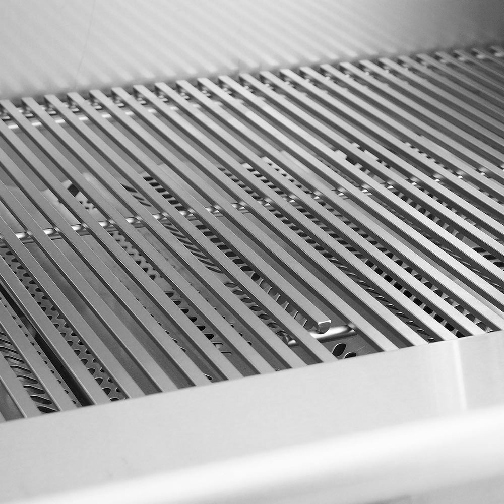 Stainless steel cooking grate with parallel bars and ignition access slot