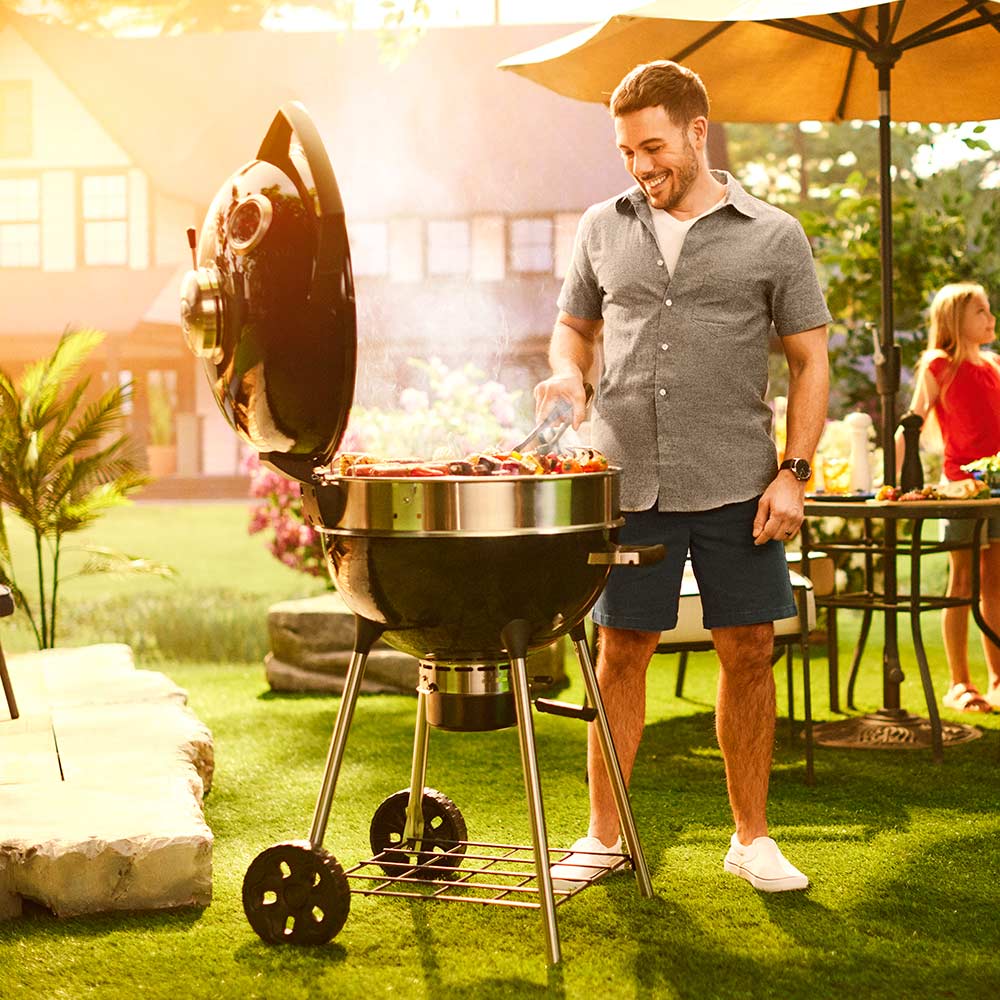 Napoleon PRO 22-Inch Charcoal Kettle Grill – Kickass Grills