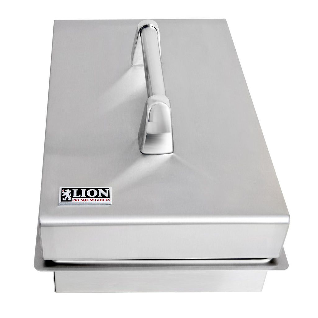 Stainless steel single side burner with angled control knob and lid