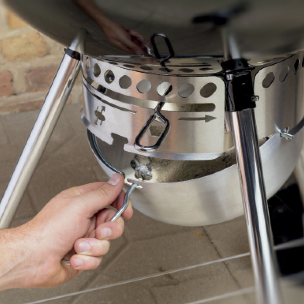 Weber Master-Touch Charcoal Grill, 22-Inch (WEB-MTOUCH)