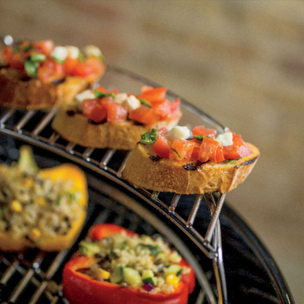 Weber Master-Touch Charcoal Grill, 22-Inch (WEB-MTOUCH)