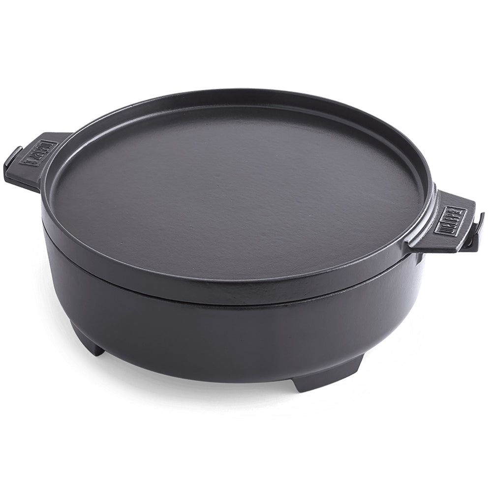 Black cast iron dutch oven/griddle with flat lid and two side handles